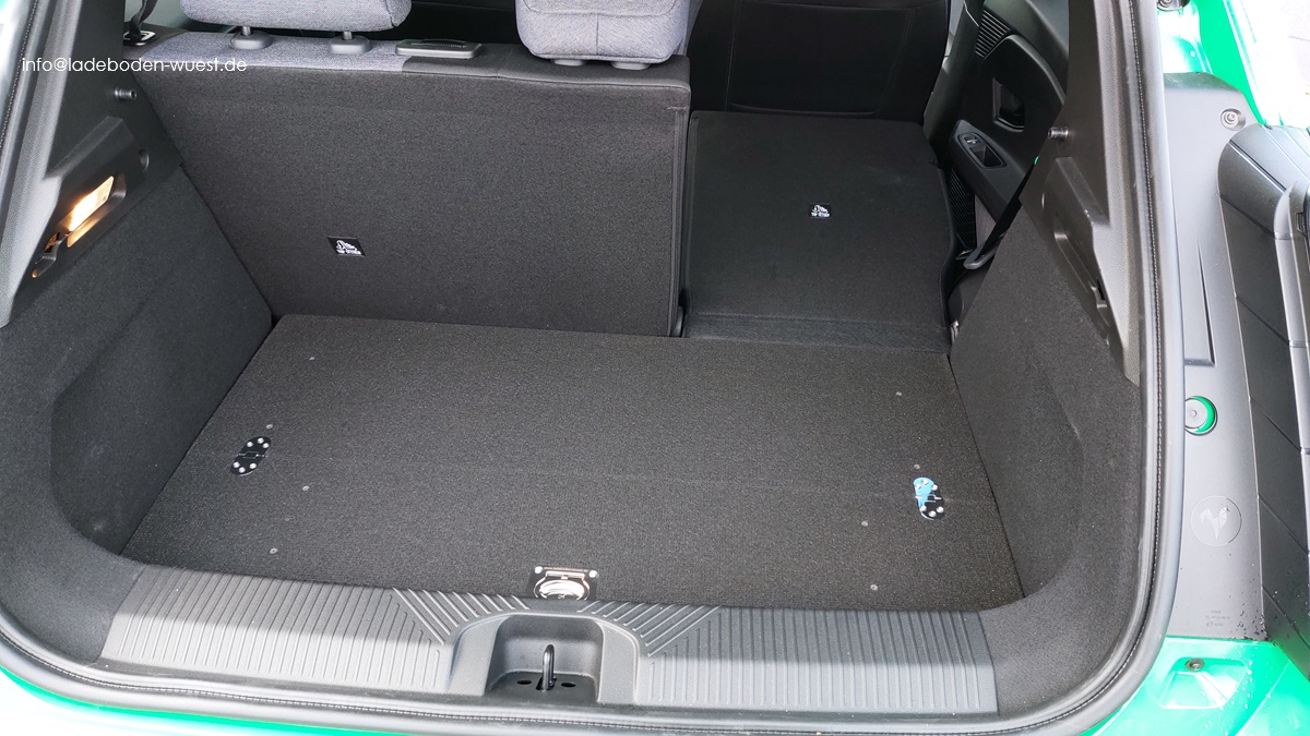 Wüst Ladeboden im Renault R 5 E-Tech